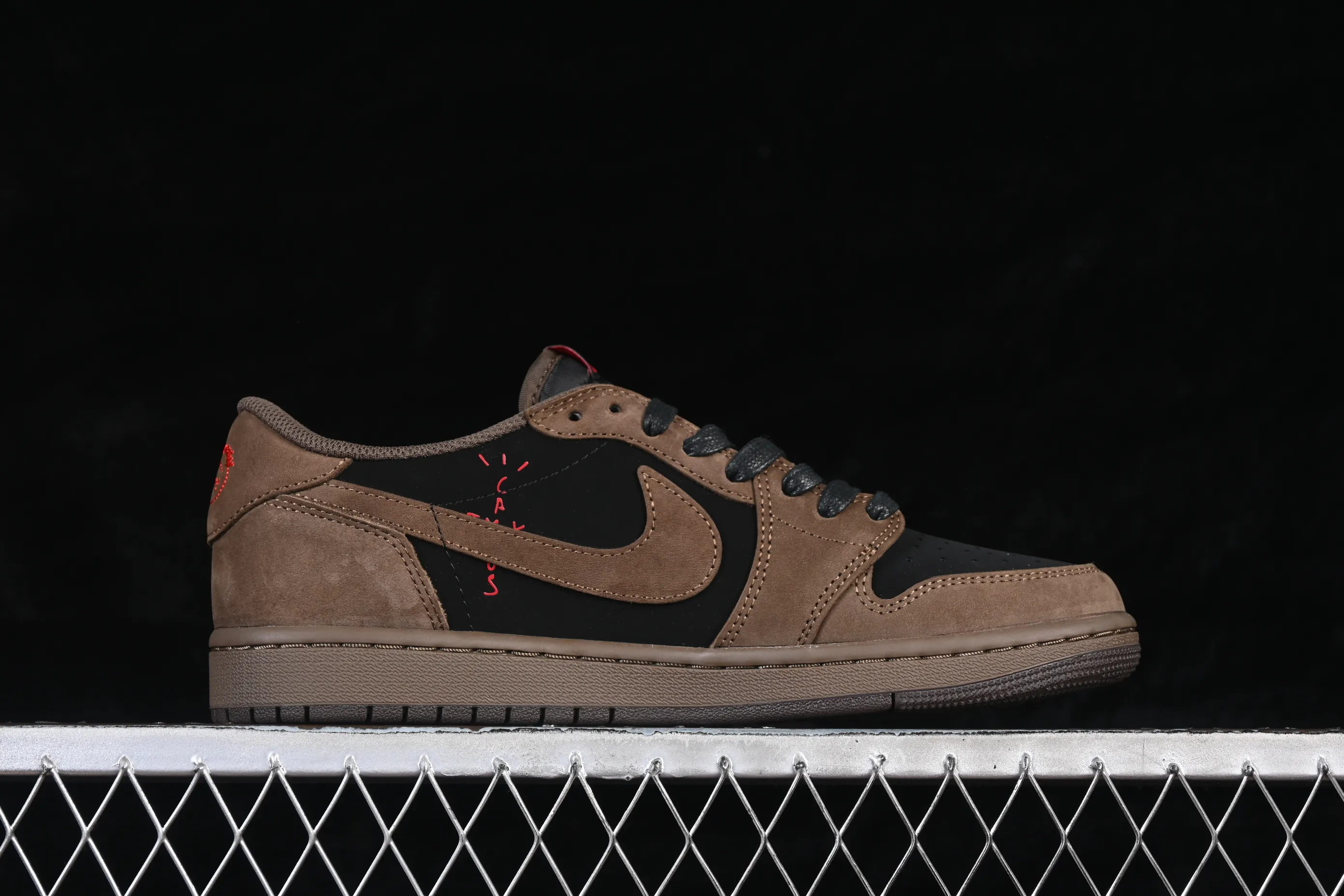 All Categories Air Jordan Jordan Series Basketball Shoes Air Jordan 1 Low Travis Scott x Air Jordan 1 Low OG AJ1 Joe 1 Joint Overhead CQ4277-001